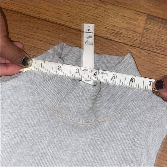 Lululemon - Picture 6 of 6